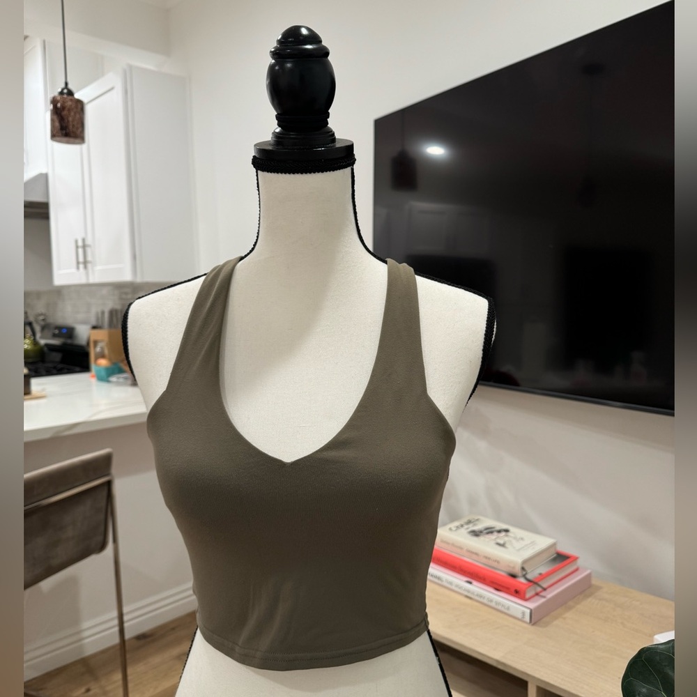 ALO SMALL LIGHT OLIVE GREEN SPORTS BRA